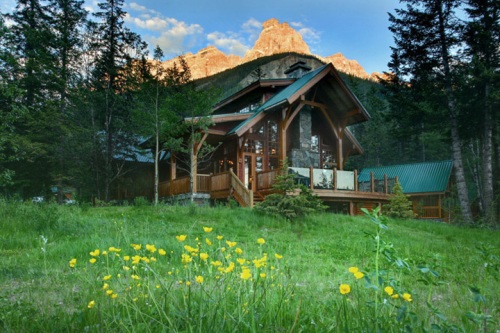 CATHEDRAL MOUNTAIN LODGE 001
